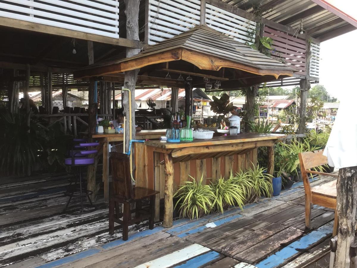 Homestay&Chaoleyseafoodrestaurant Ko Pu Extérieur photo