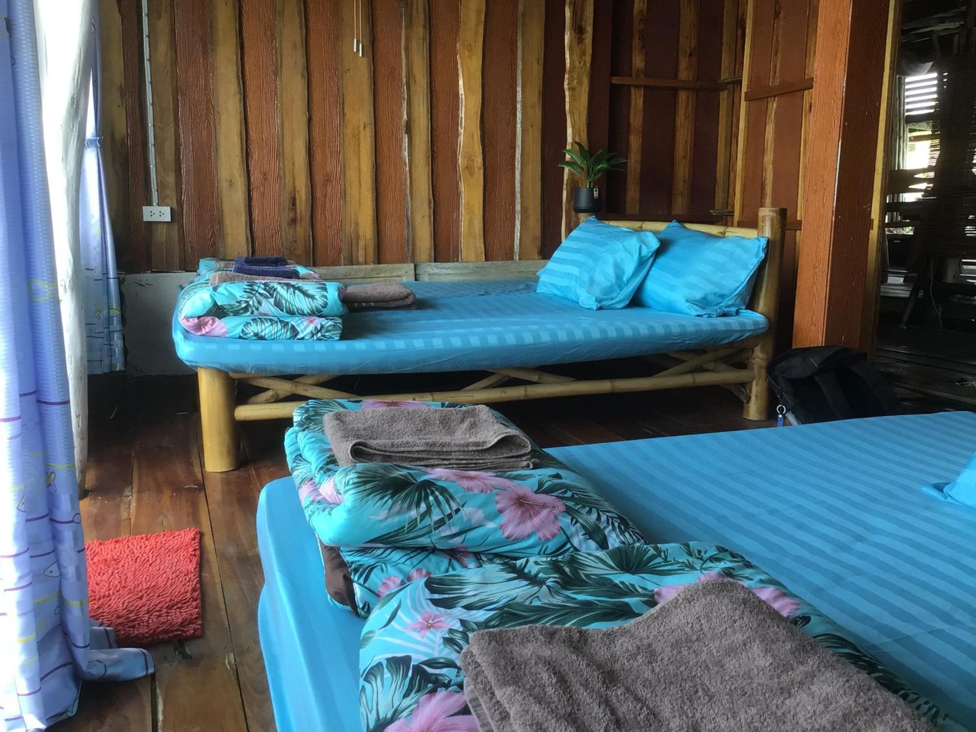 Homestay&Chaoleyseafoodrestaurant Ko Pu Extérieur photo