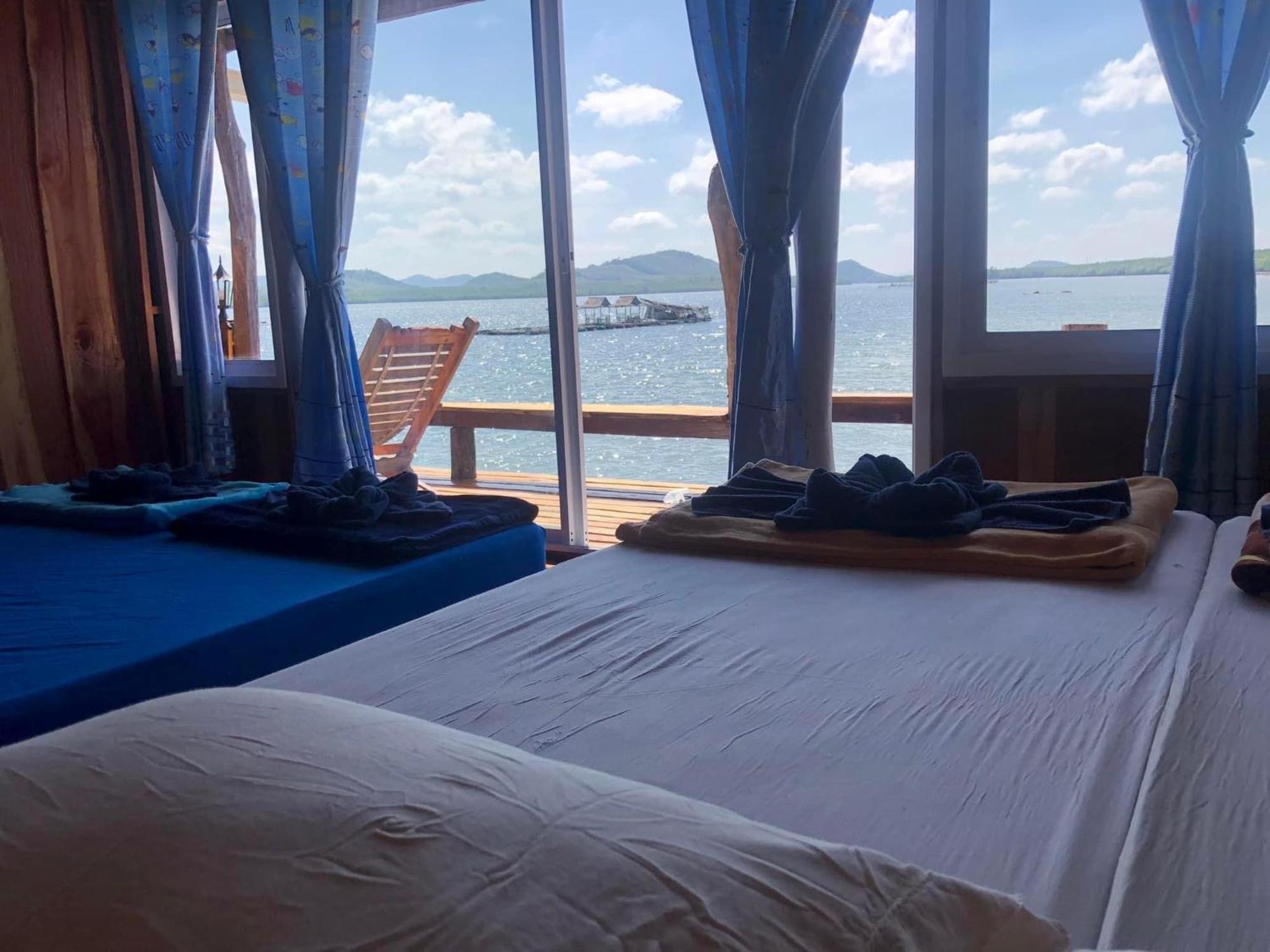Homestay&Chaoleyseafoodrestaurant Ko Pu Extérieur photo